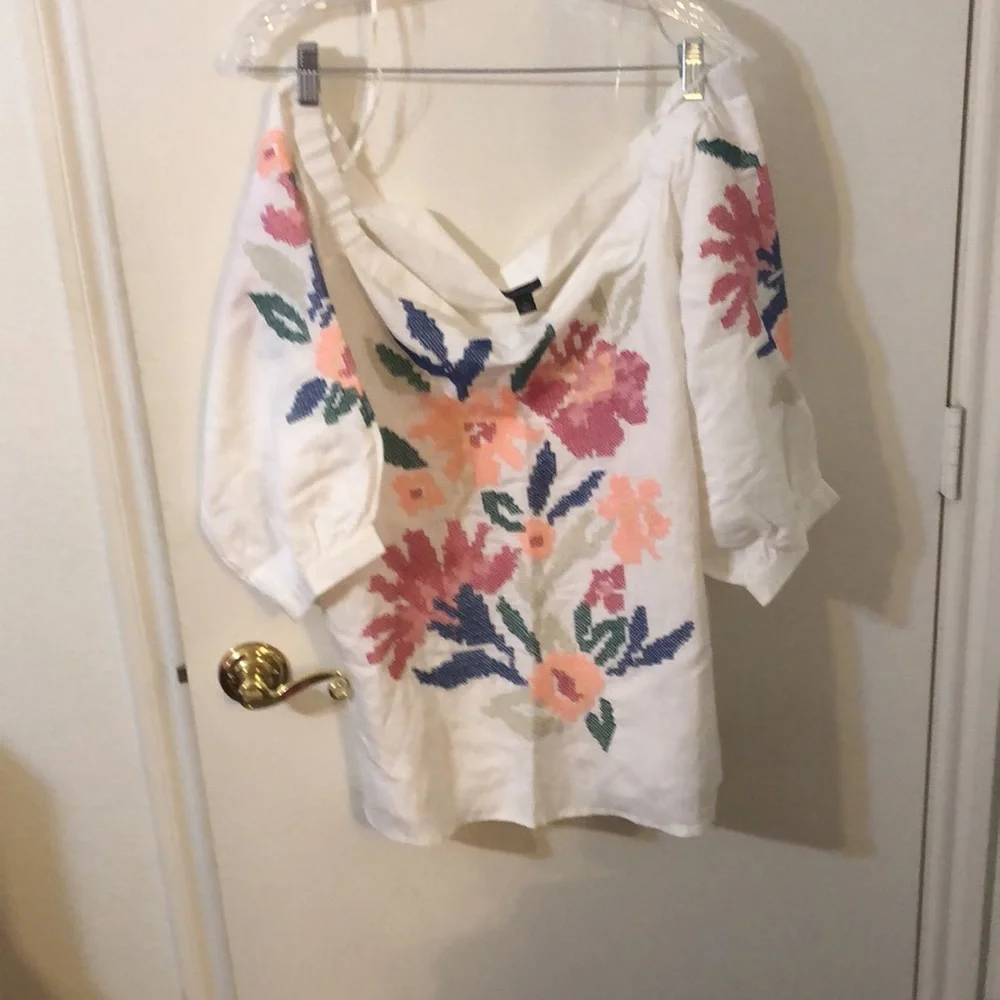Ann Taylor, New, White Off Shoulder Linen Blend Embroidered Floral Top, XL - Picture 5 of 6